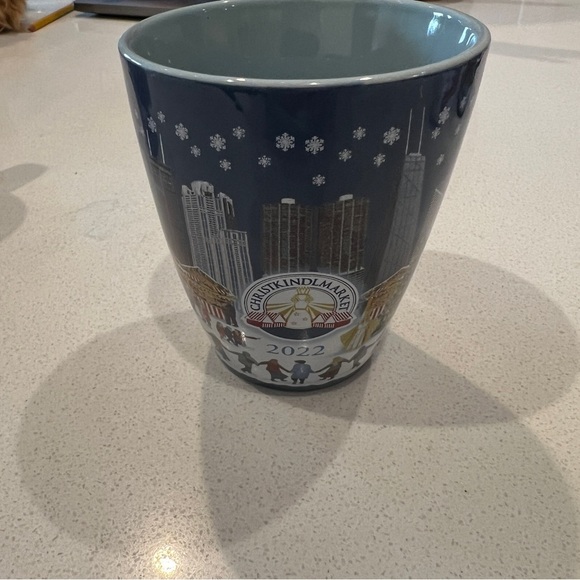 Chicago christkindlmarket Festive Holiday Mug Set - Picture 4 of 10